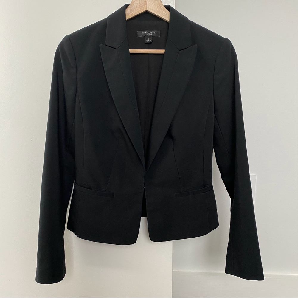 Peplum Back Blazer - Ann Taylor 0